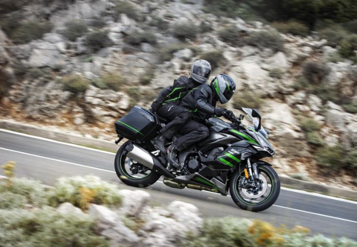 Mejores motos para viajar: Kawasaki Ninja 1000 SX