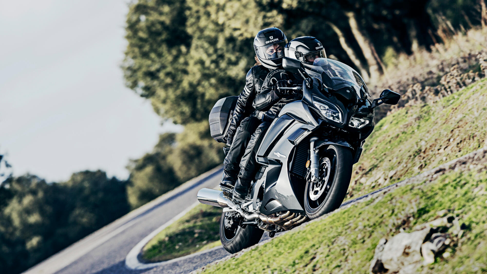 Mejores motos para viajar: Yamaha FJR1300A